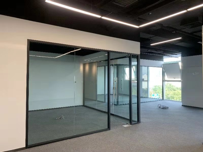 金桥万创中心283平米办公室出租-租金价格3.00元/m²/天