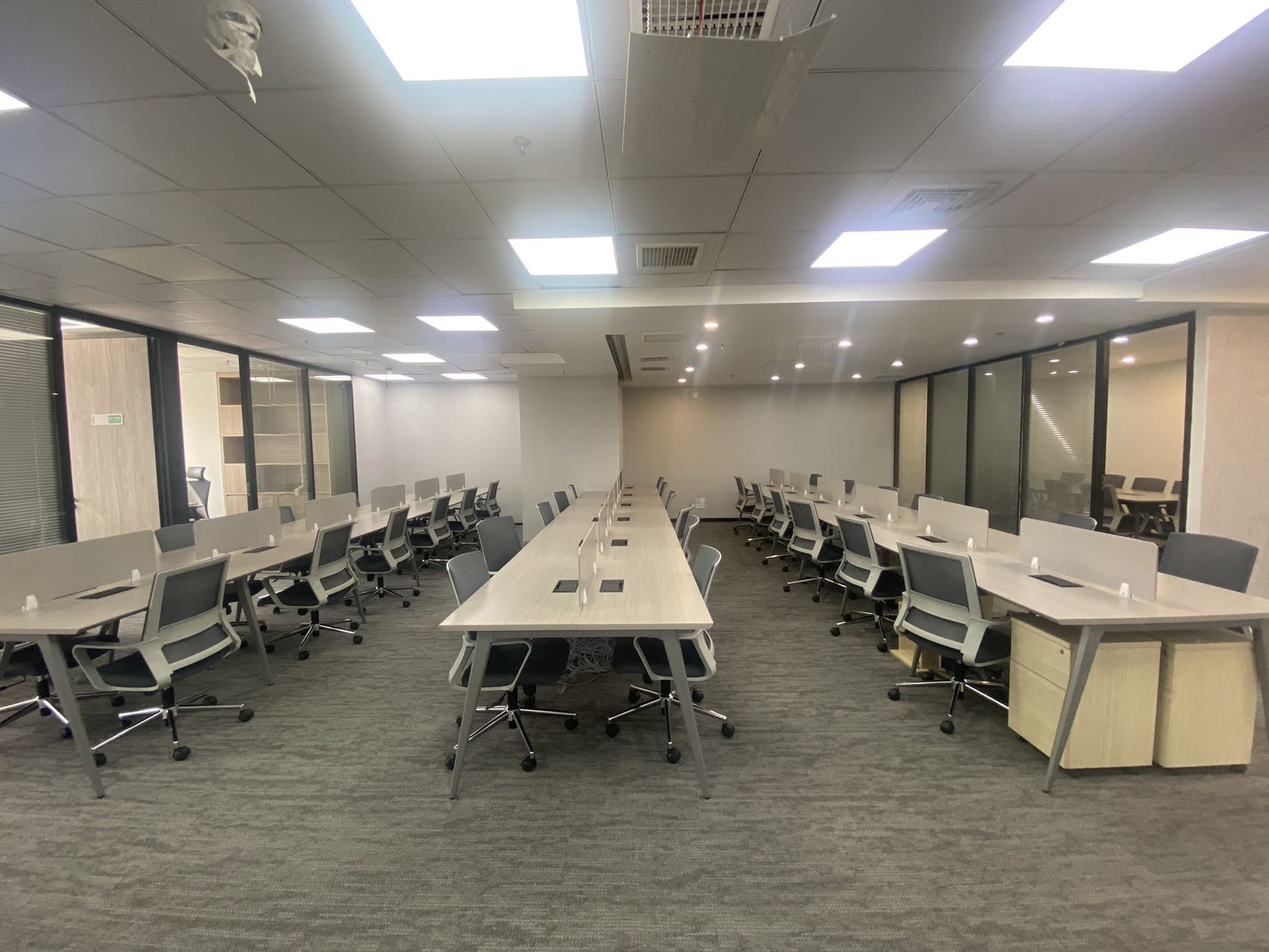 港陆广场黄浦 港陆广场 426平米 精装修