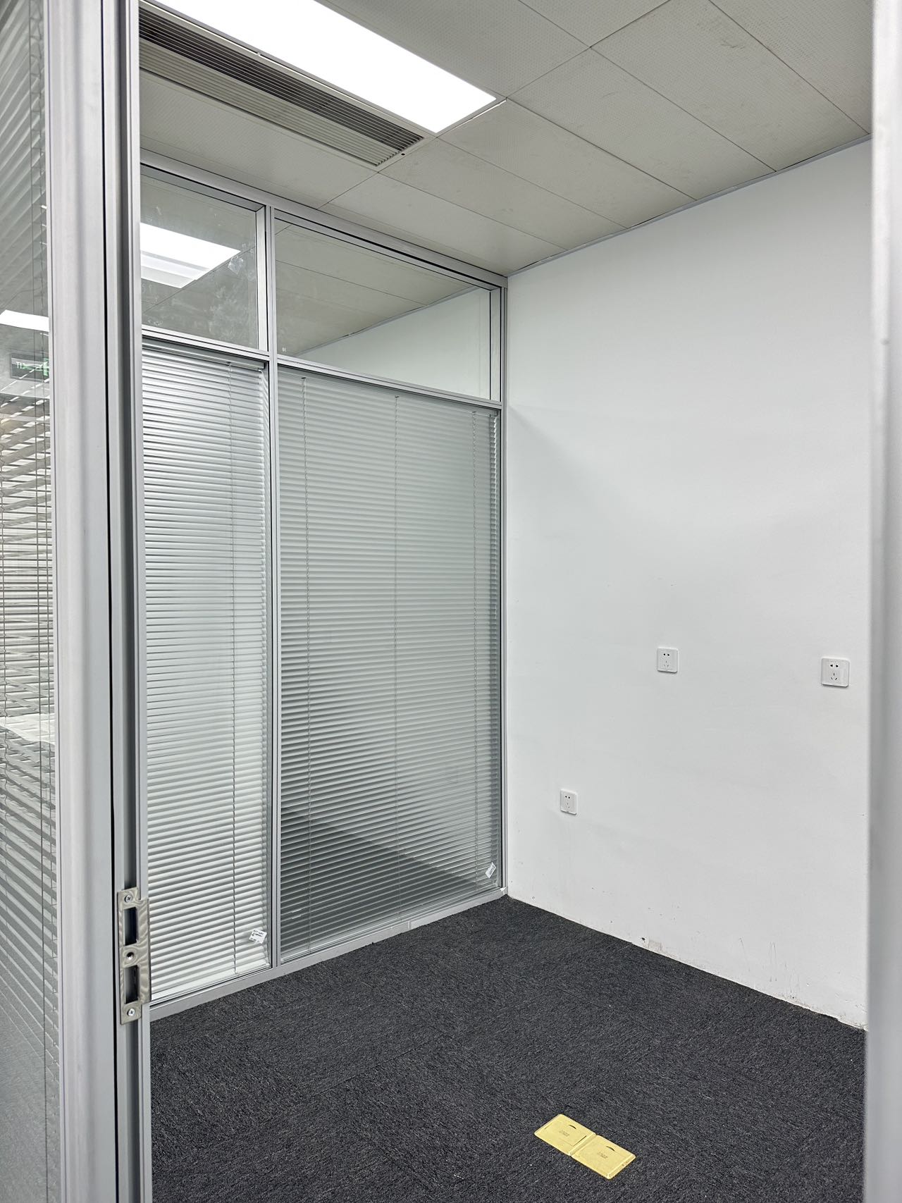 上海绿地中心徐汇 上海绿地中心 199平米 精装修