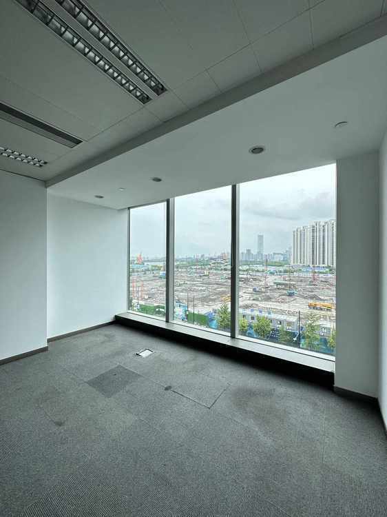 上海绿地中心徐汇 上海绿地中心 308平米 精装修