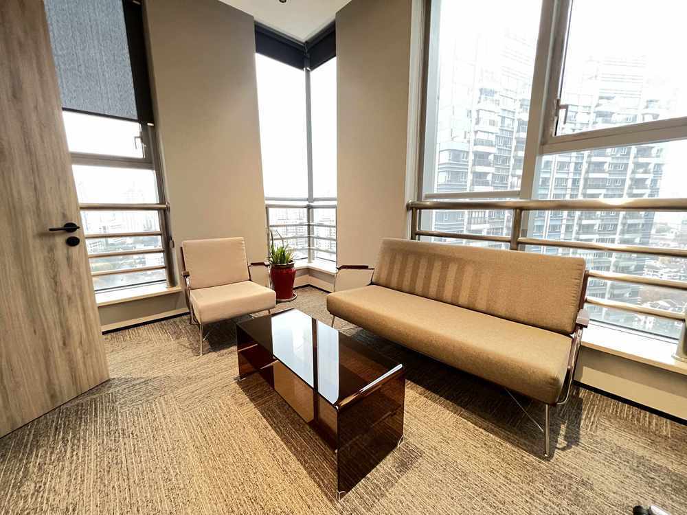 日月光中心黄浦 日月光中心 135平米 简装修