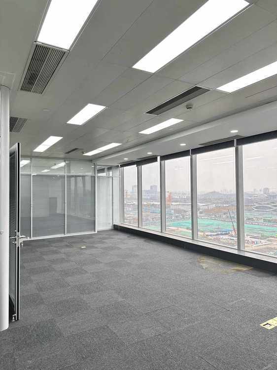 上海绿地中心徐汇 上海绿地中心 199平米 精装修