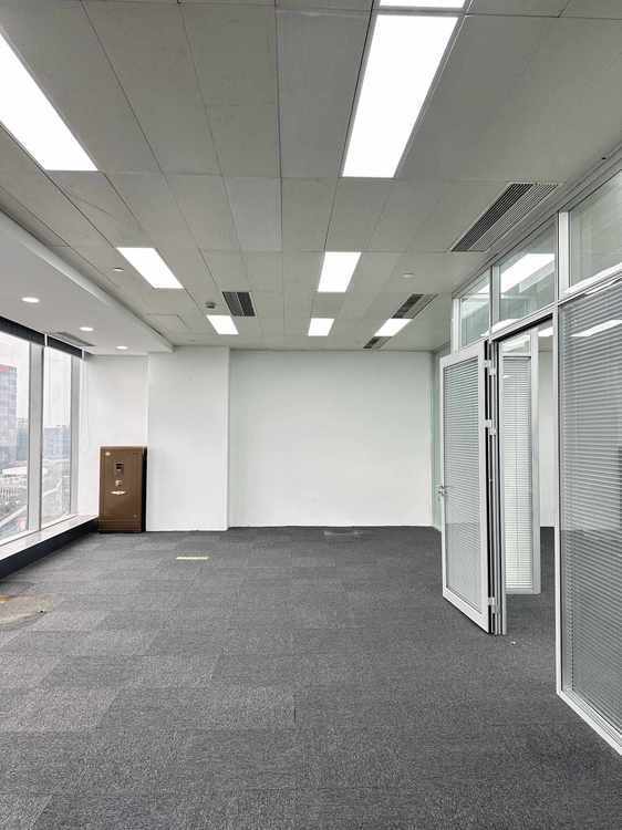 上海绿地中心徐汇 上海绿地中心 199平米 精装修