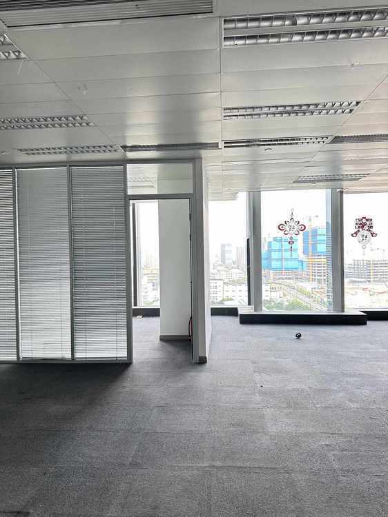 上海绿地中心徐汇 上海绿地中心 180平米 精装修