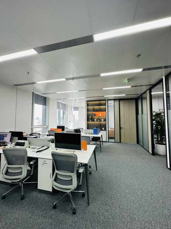 日月光中心黄浦 日月光中心 300平米 精装修