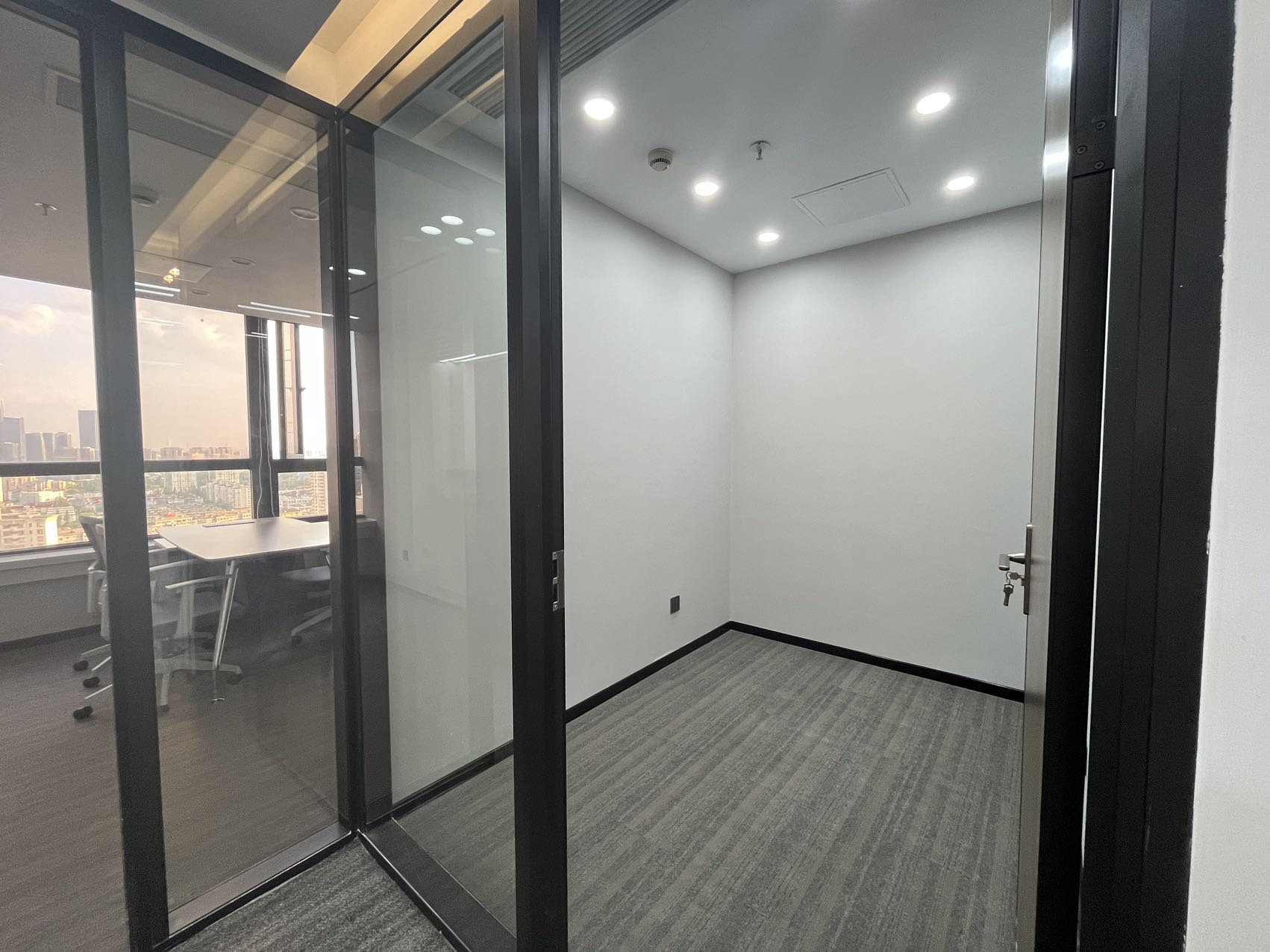 海洋石油大厦徐汇 海洋石油大厦 220平米 精装修