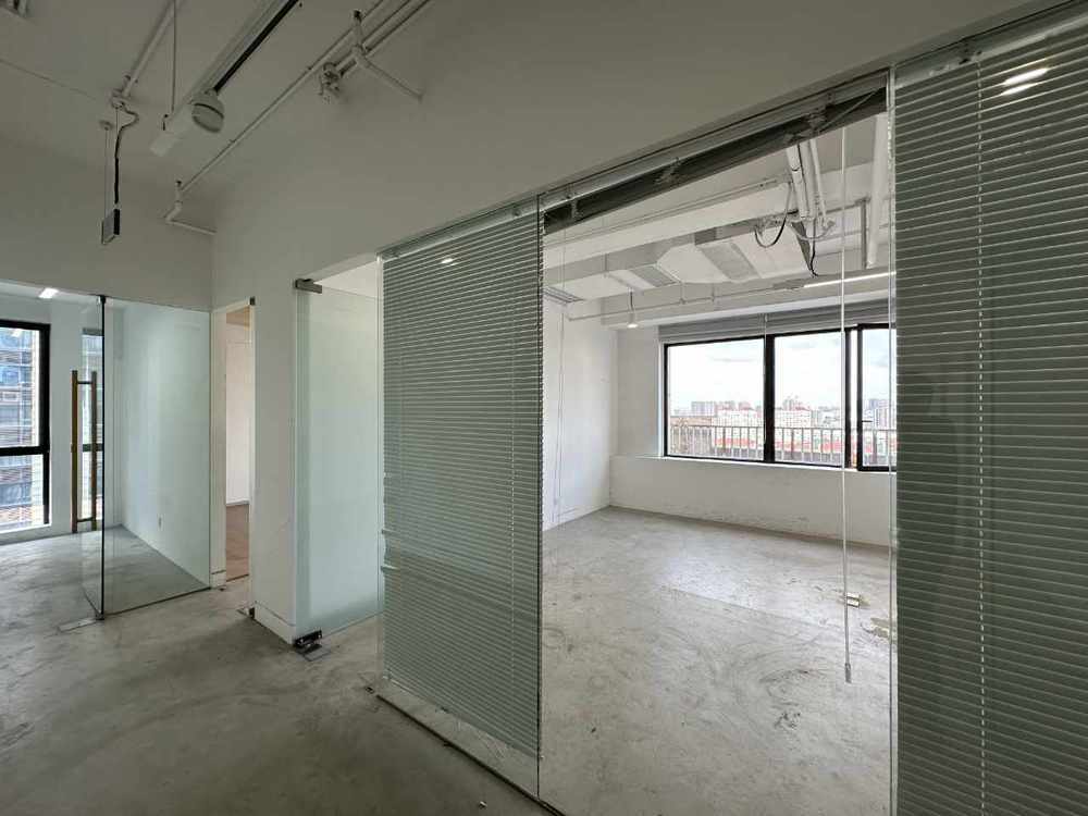 天汇广场二期普陀 天汇广场二期 948平米 精装修