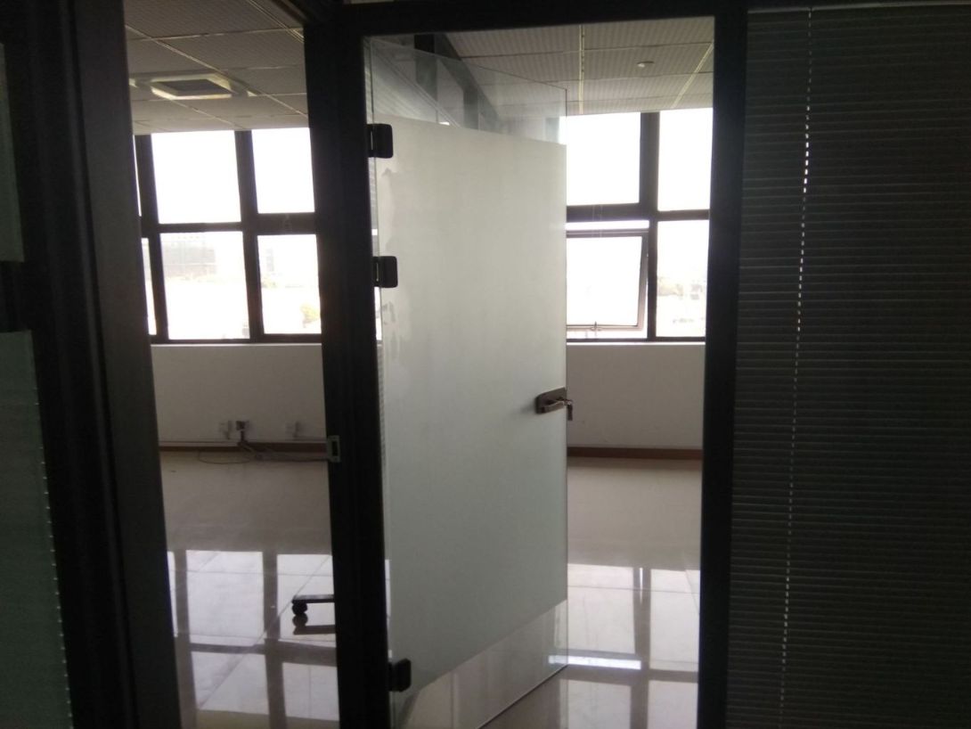 新雅智创园松江 新雅智创园 115平米 精装修