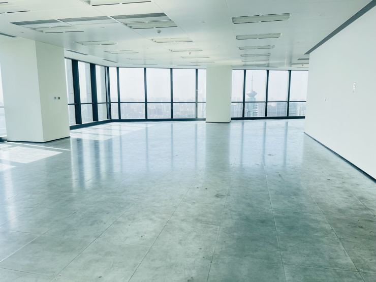 虹桥联合大厦2600平米办公室出租-租金价格5.50元/m²/天