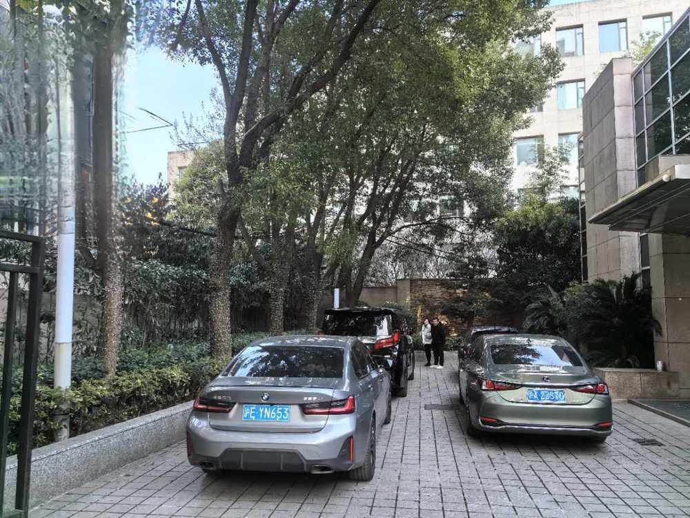 嘉汇国际广场徐汇 嘉汇国际广场 524平米 豪华装修